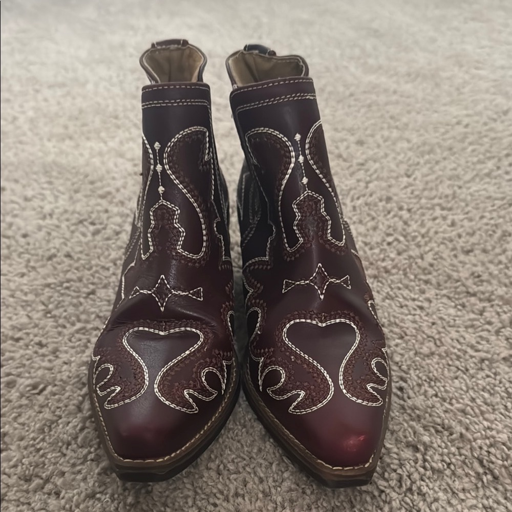 Sterling River Burgundy Western Ankle Cowboy Boots with White Stitching